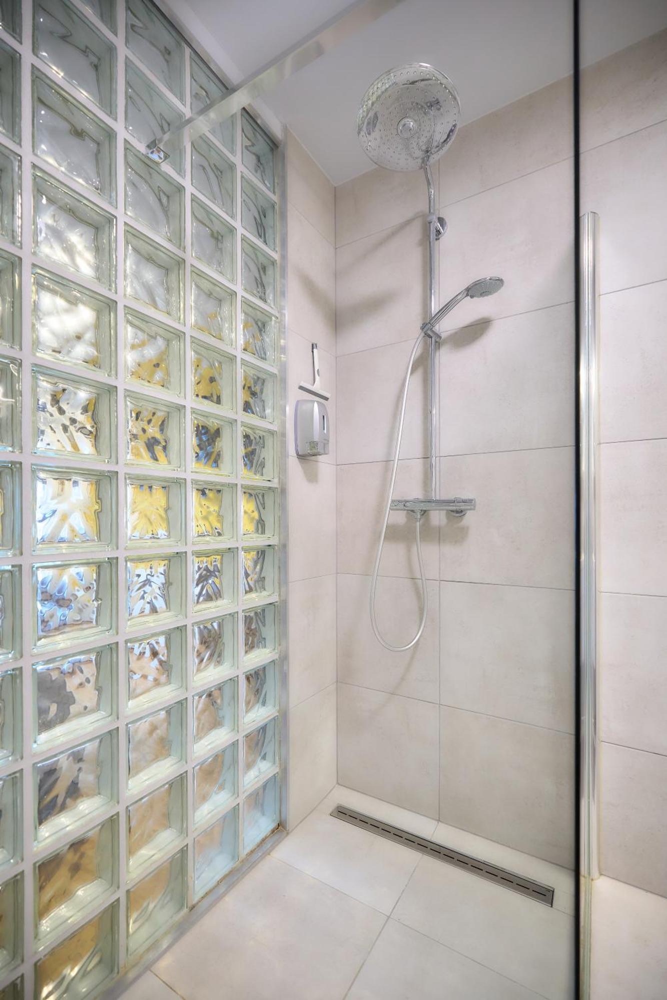 Villa Cecha B&B &Wellness Oostende Dış mekan fotoğraf